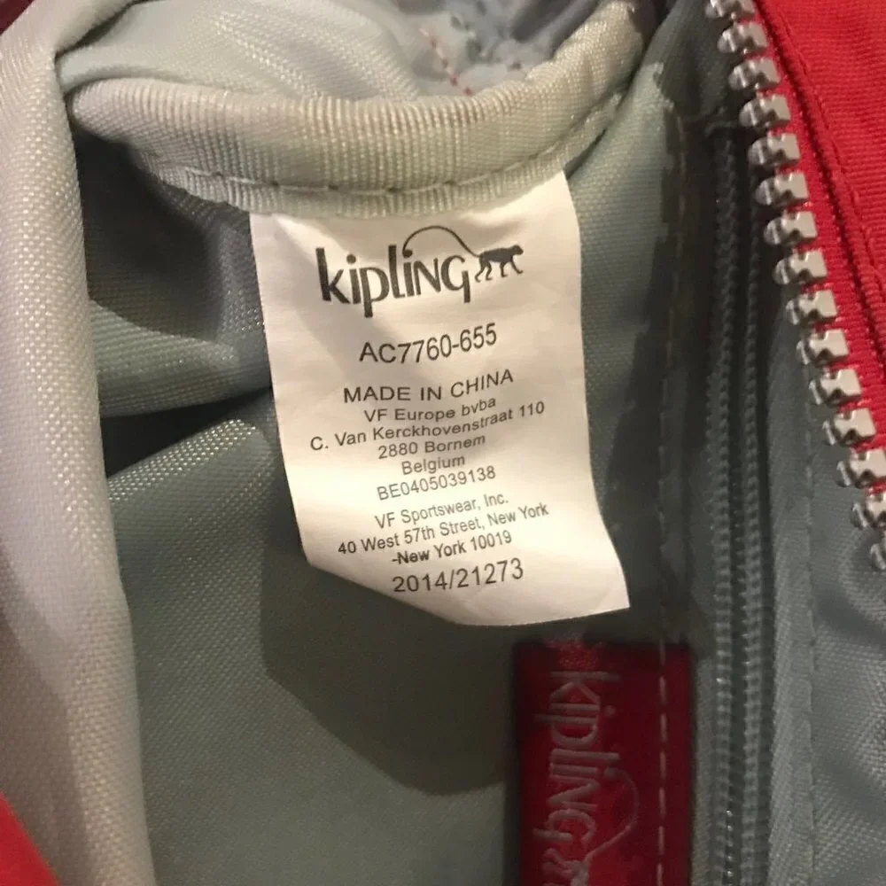 Kipling Dee crossbody bag with keychain